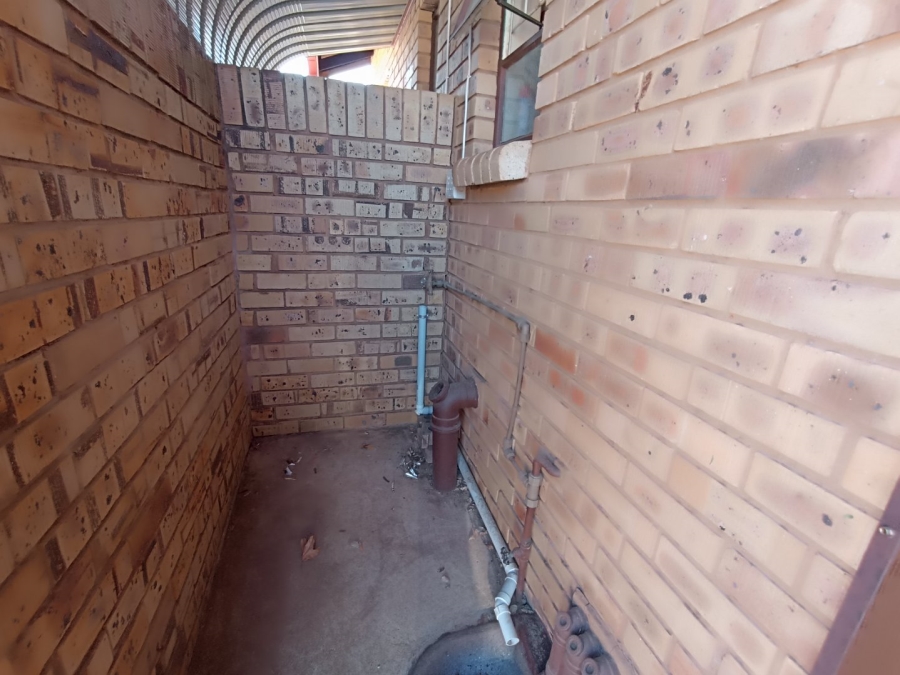 1 Bedroom Property for Sale in Die Bult North West